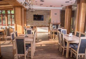 restauracja-osw-roznow (2).jpg